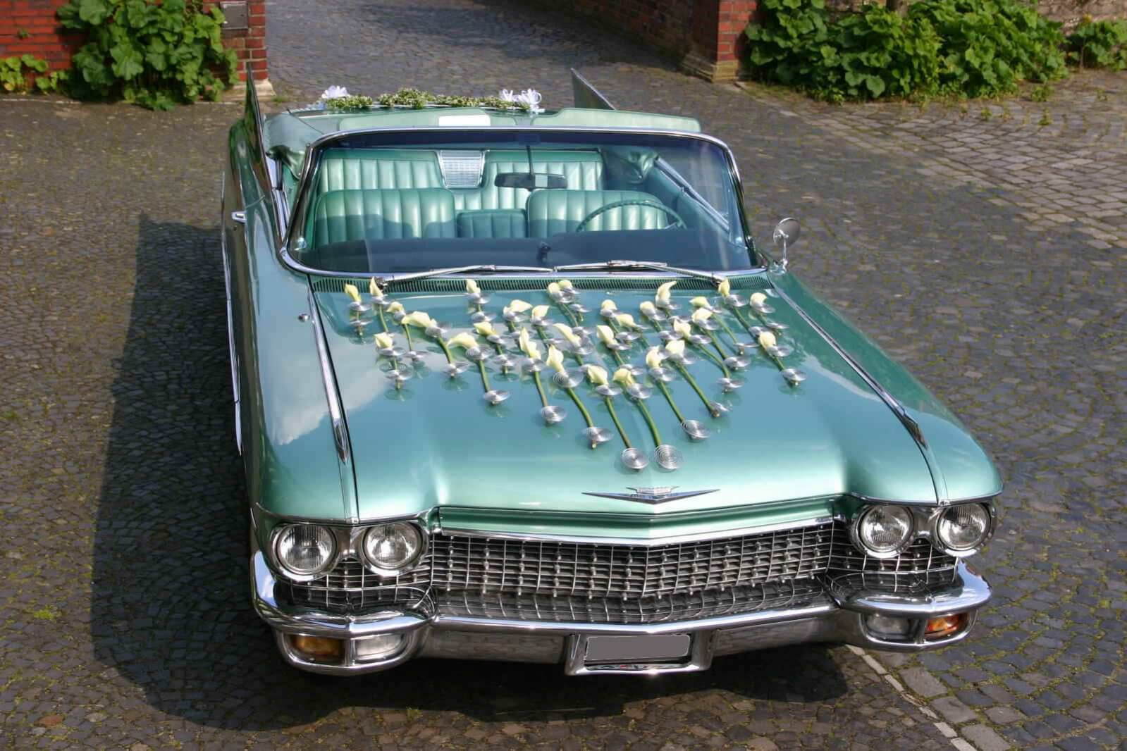 Cadillac de Ville Heckflossen-Cabriolet Oldtimer mieten
